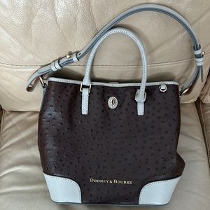 Women’s Dooney & Bourke Bag